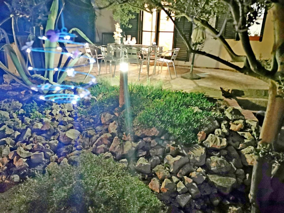 Apartmani Antonela&Andrej プリヴラカ エクステリア 写真