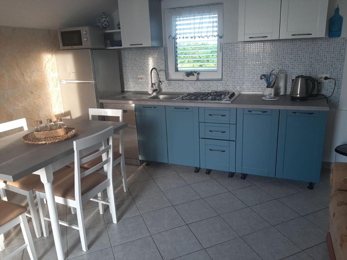 Apartmani Antonela&Andrej プリヴラカ エクステリア 写真
